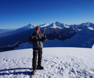 https://www.facebook.com/profile.php?id=640004887 Laia es una guía de montaña